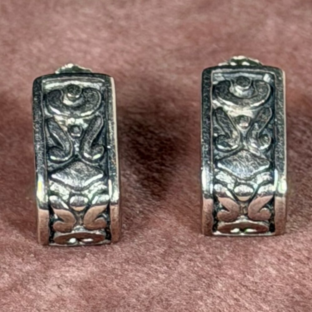 Vintage-Inspired Silver Floral Scroll Hoop Earrings — 925 Silver